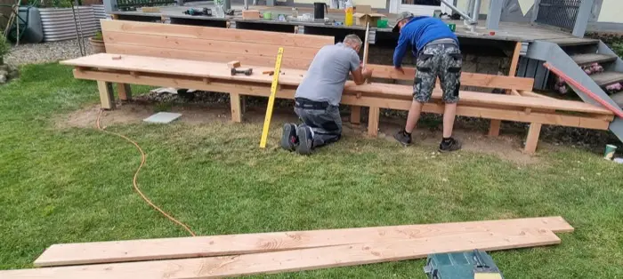 Aufbau einer Holzterrasse